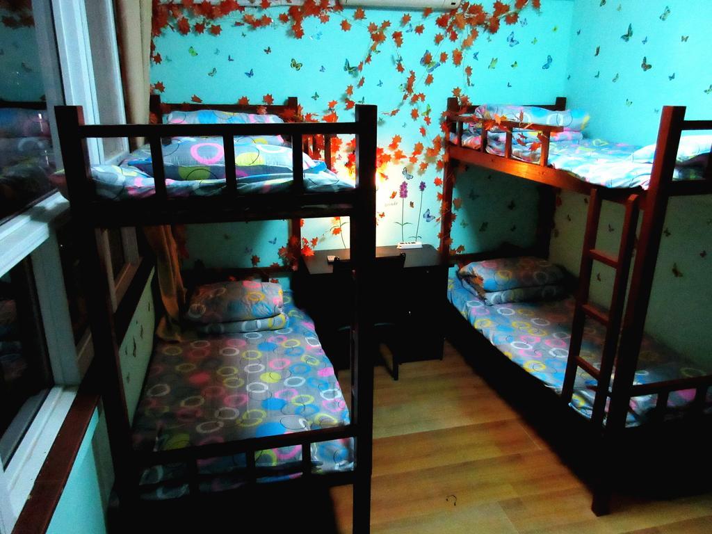 25°C Four Season Youth Hostel Κινκντάο Δωμάτιο φωτογραφία