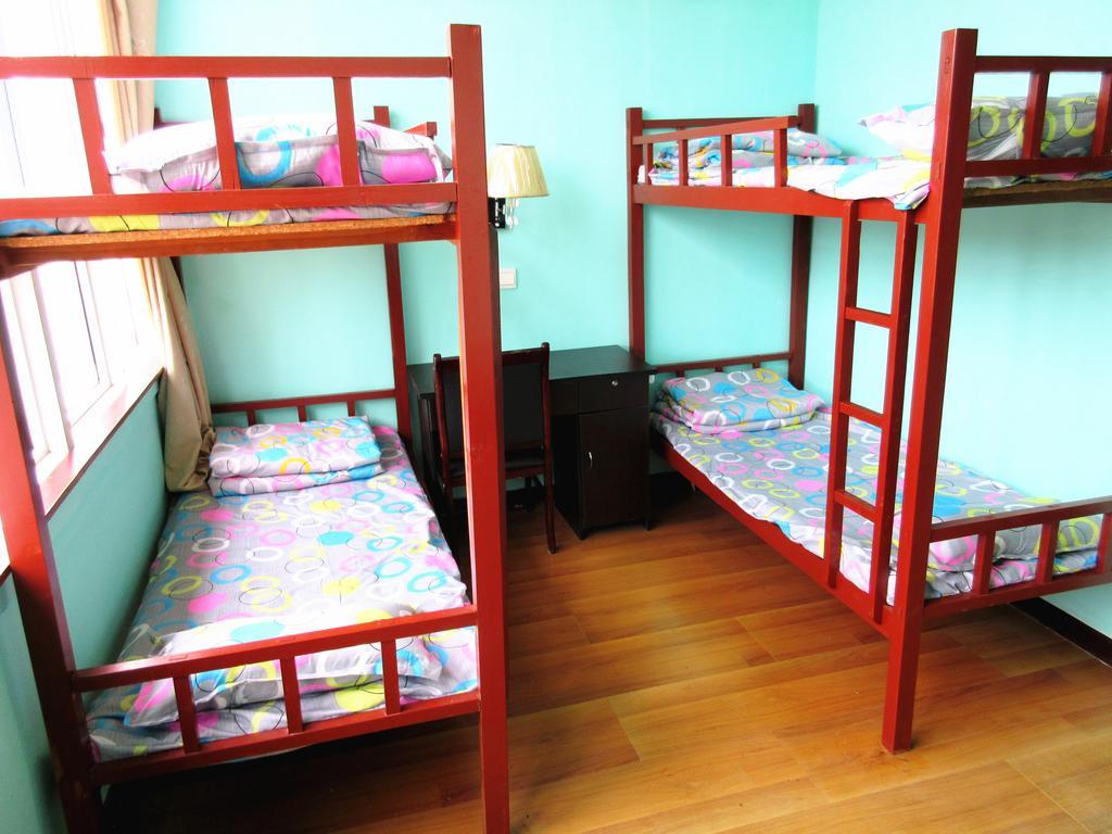 25°C Four Season Youth Hostel Κινκντάο Δωμάτιο φωτογραφία