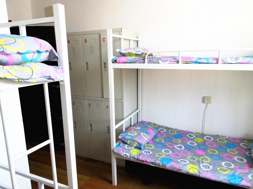 25°C Four Season Youth Hostel Κινκντάο Δωμάτιο φωτογραφία
